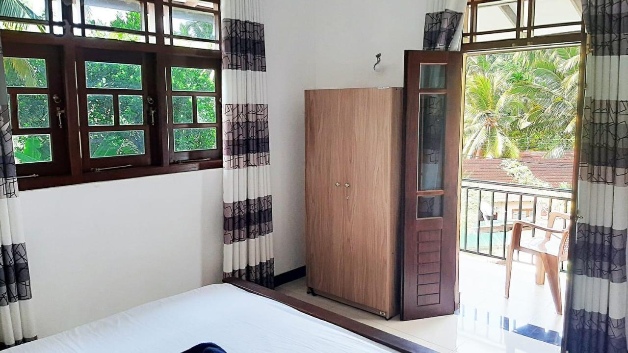 Sea & Greens Apartments Unawatuna Exterior photo